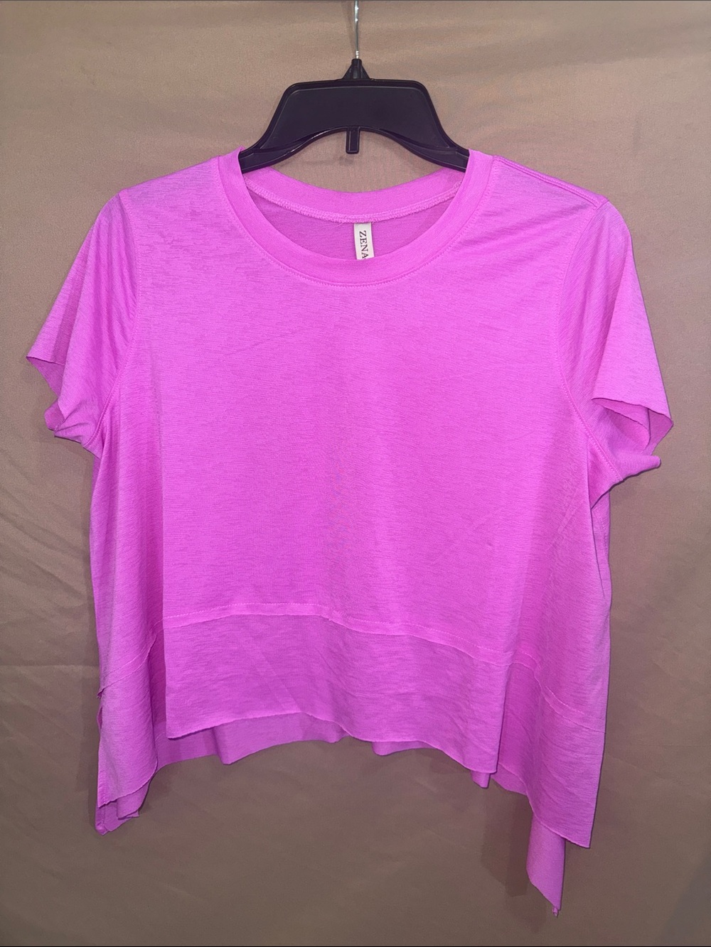 NWOT Women’s Small Zenana Outfitters Bright Pink Short Sleeve SharkBite Tee